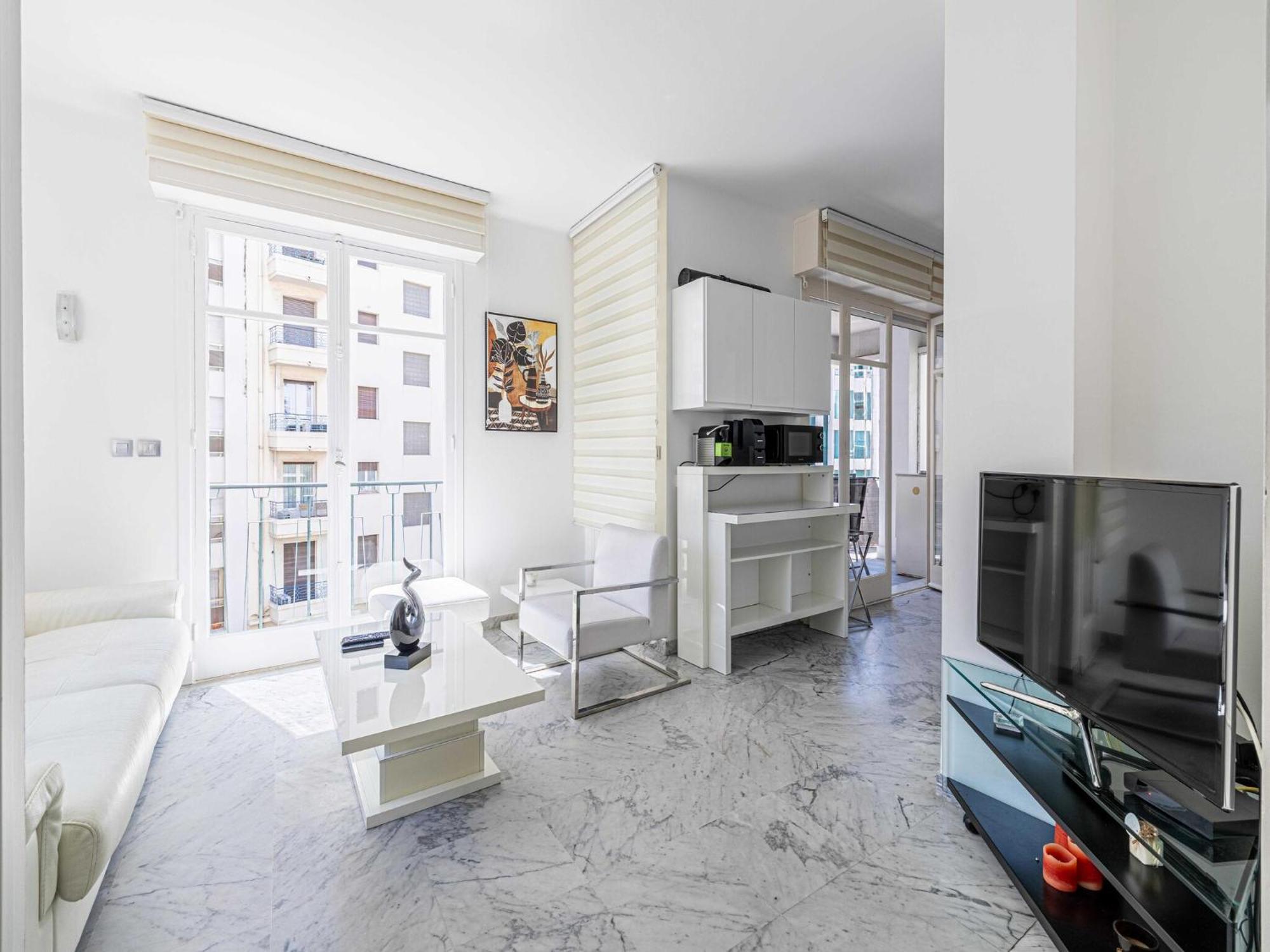 Modern - 2br-4p- Croisette
